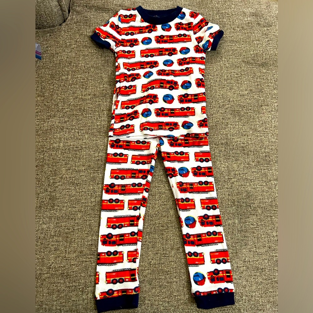 Kids Red Fire Truck Pajama Set Boys Size 2T